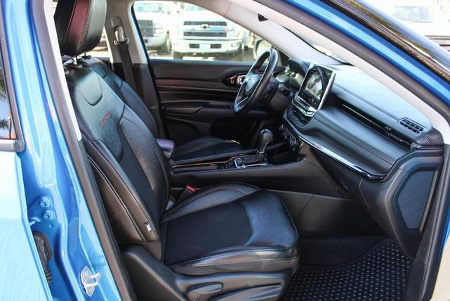 Photo of 2022 Laser Blue Pearlcoat Jeep Compass