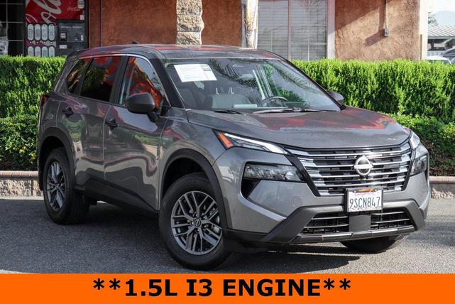 Photo of 2025 Gun Metallic Nissan Rogue