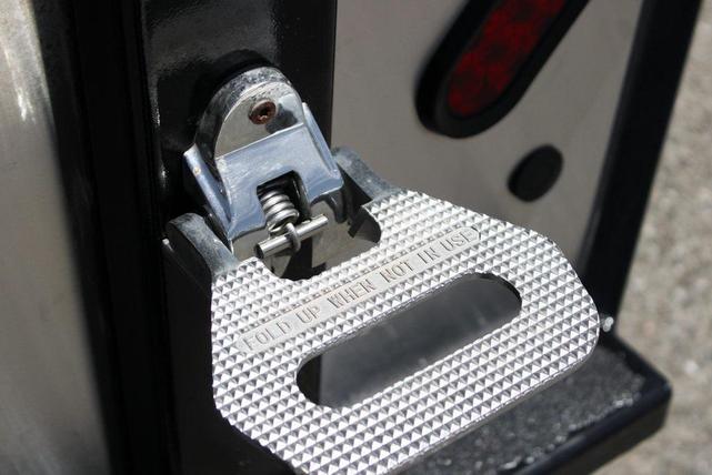 Photo of 2019 White Platinum Ford F-450
