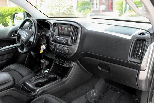Photo of 2015 Onyx Black GMC Canyon
