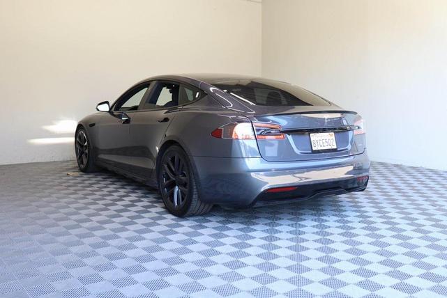 Photo of 2021 Gray Tesla Model S