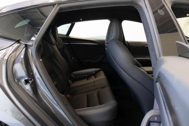 Photo of 2021 Gray Tesla Model S