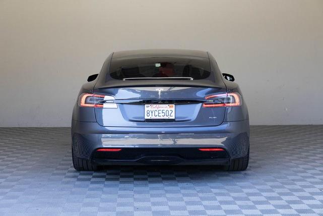 Photo of 2021 Gray Tesla Model S