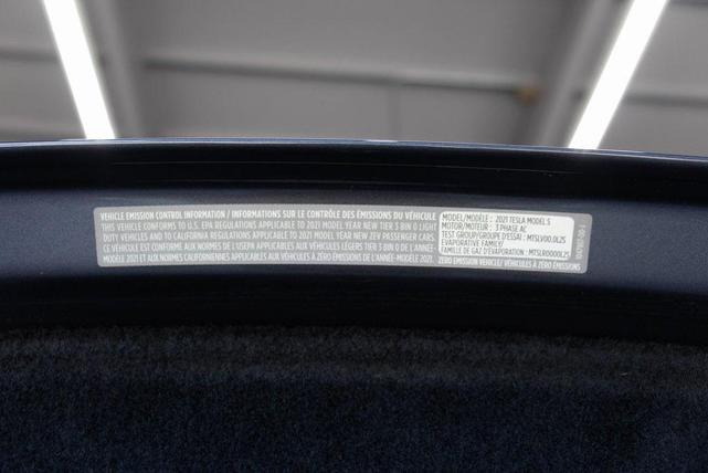 Photo of 2021 Gray Tesla Model S