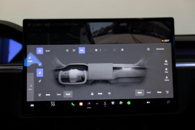 Photo of 2021 Gray Tesla Model S