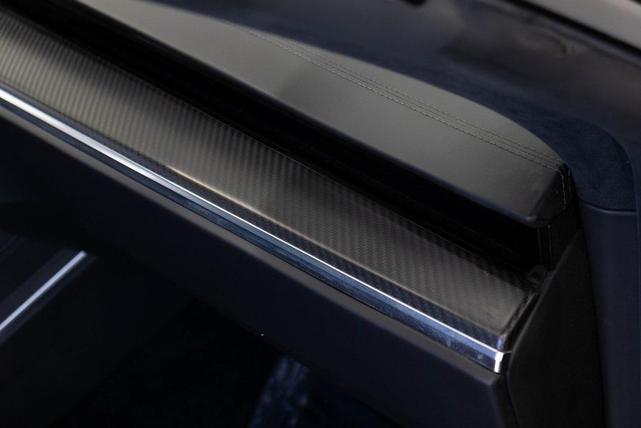 Photo of 2021 Gray Tesla Model S