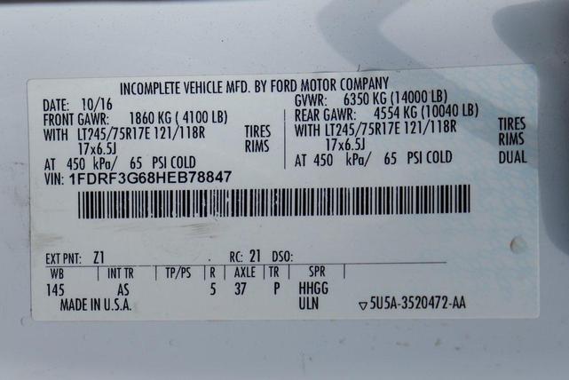 Photo of 2017 Oxford White Ford F-350