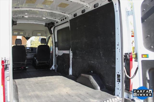 Photo of 2023 Oxford White Ford Transit-250