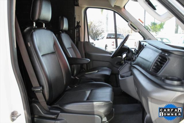 Photo of 2023 Oxford White Ford Transit-250