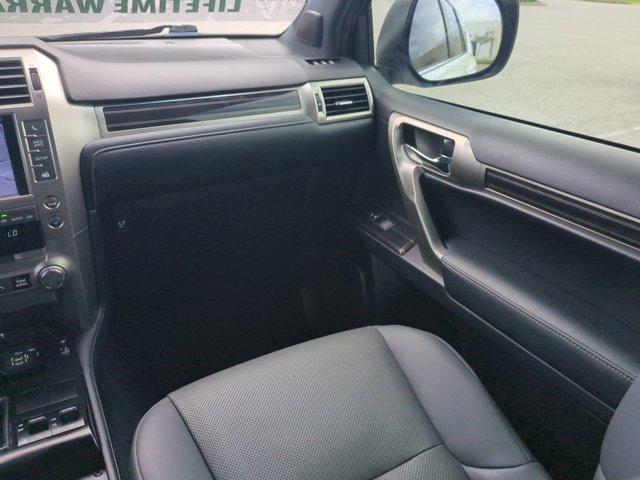 Photo of 2021 Starfire Pearl Lexus GX 460