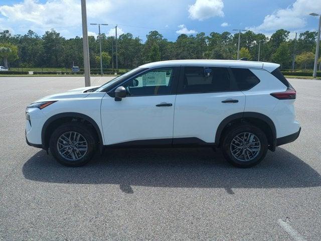 Photo of 2026 Glacier White Nissan Rogue