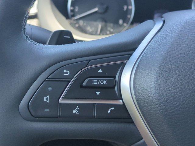 Photo of 2025 Radiant White INFINITI QX50