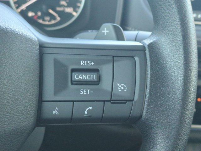 Photo of 2025 Everest White P Nissan Rogue