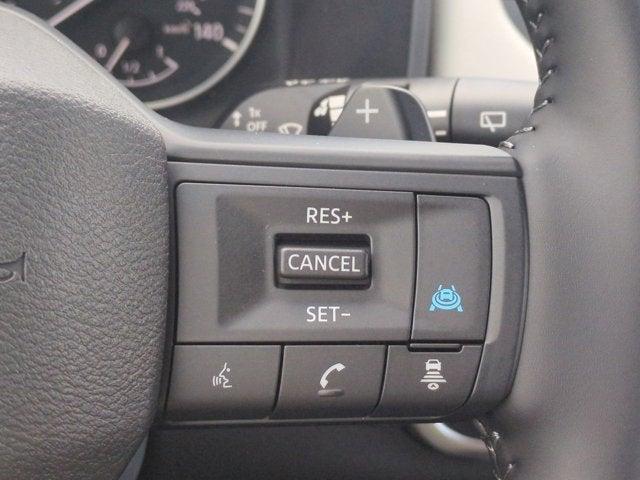 Photo of 2025 Everest White P Nissan Rogue