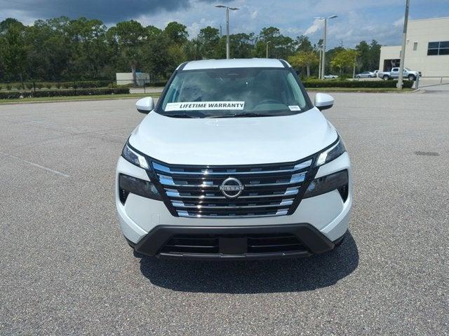 Photo of 2025 Everest White P Nissan Rogue