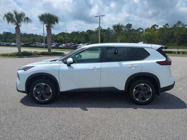 Photo of 2025 Everest White P Nissan Rogue