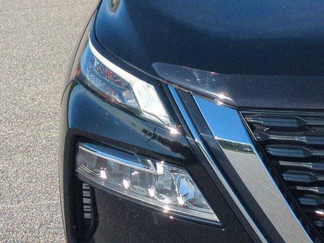 Photo of 2023 Black Nissan Rogue