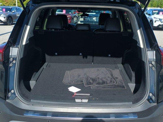 Photo of 2023 Black Nissan Rogue