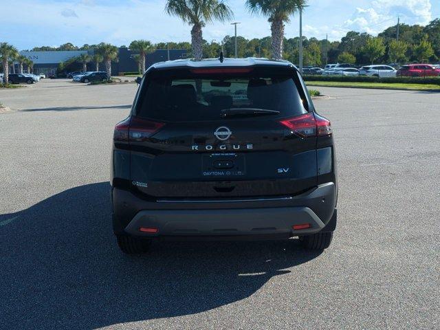 Photo of 2023 Black Nissan Rogue