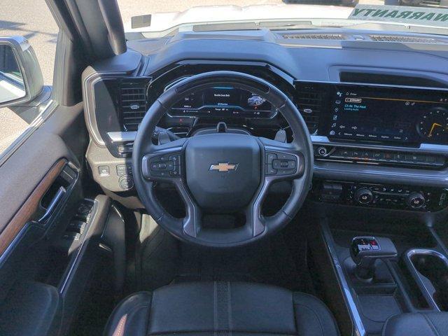 Photo of 2024 Iridescent Pearl Tricoat Chevrolet Silverado 1500