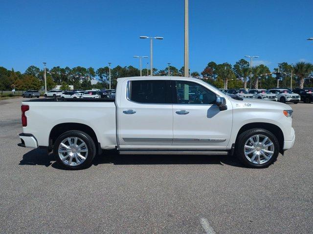 Photo of 2024 Iridescent Pearl Tricoat Chevrolet Silverado 1500
