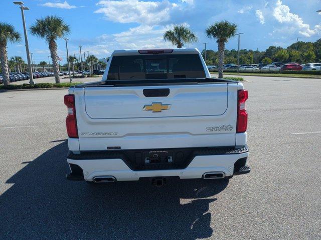 Photo of 2024 Iridescent Pearl Tricoat Chevrolet Silverado 1500