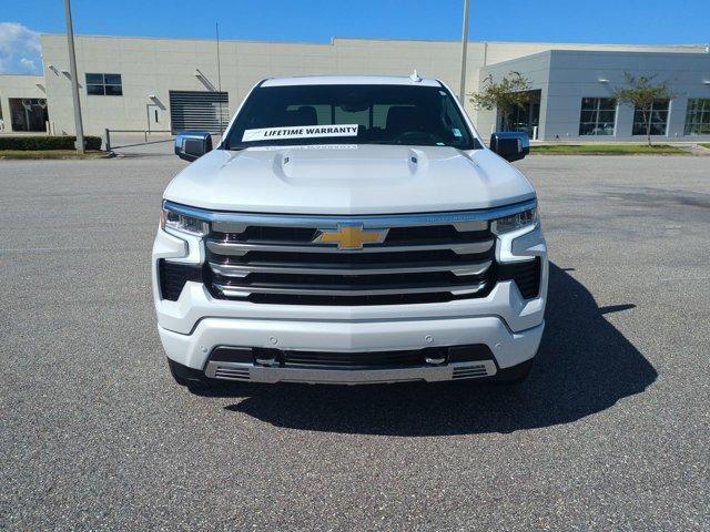 Photo of 2024 Iridescent Pearl Tricoat Chevrolet Silverado 1500