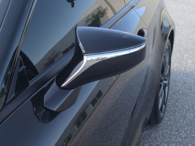 Photo of 2020 Obsidian Black Lexus RC 300