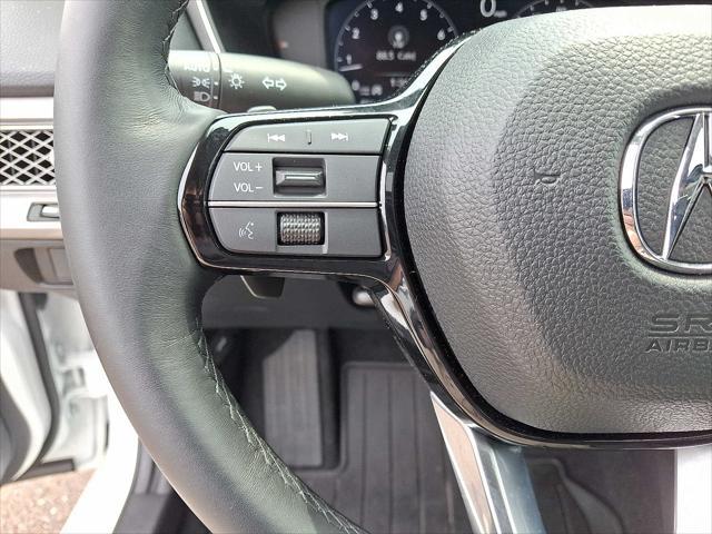 Photo of 2025 Platinum White Pearl Acura Integra
