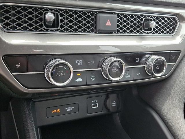 Photo of 2025 Platinum White Pearl Acura Integra