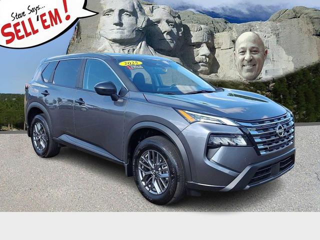 Photo of 2025 Gun Metallic Nissan Rogue