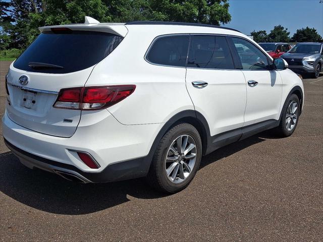Photo of 2019 Monaco White Hyundai Santa Fe XL
