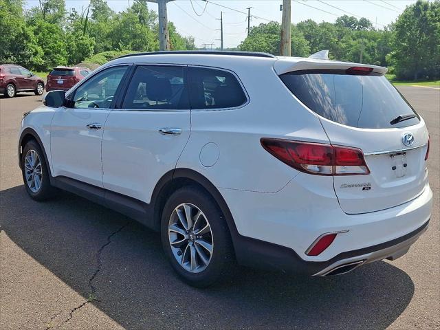 Photo of 2019 Monaco White Hyundai Santa Fe XL