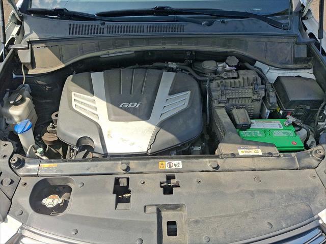Photo of 2019 Monaco White Hyundai Santa Fe XL