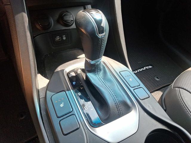 Photo of 2019 Monaco White Hyundai Santa Fe XL