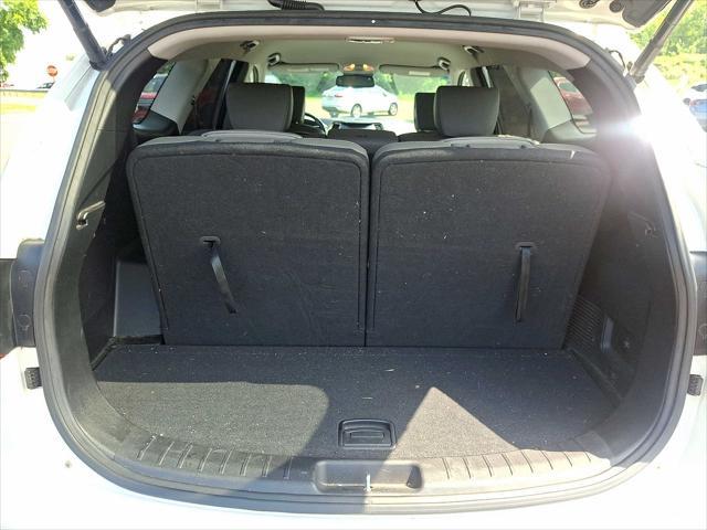 Photo of 2019 Monaco White Hyundai Santa Fe XL