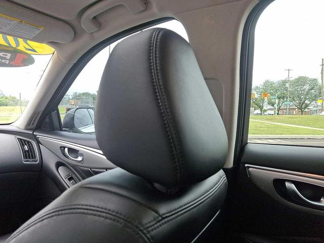Photo of 2021 Majestic White INFINITI Q50