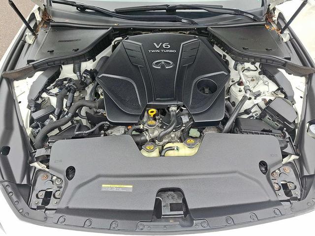 Photo of 2021 Majestic White INFINITI Q50