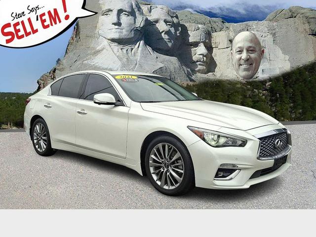 Photo of 2021 Majestic White INFINITI Q50