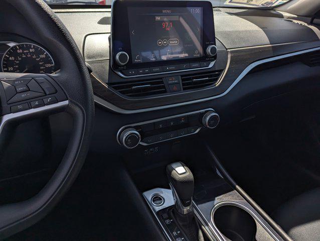 Photo of 2024 Garnet Pearl Metallic Nissan Altima