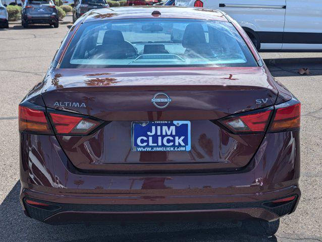 Photo of 2024 Garnet Pearl Metallic Nissan Altima