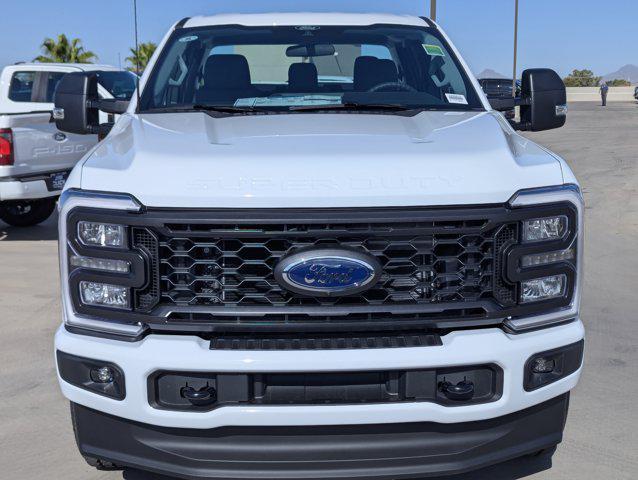 Photo of 2025 Oxford White Ford F-350