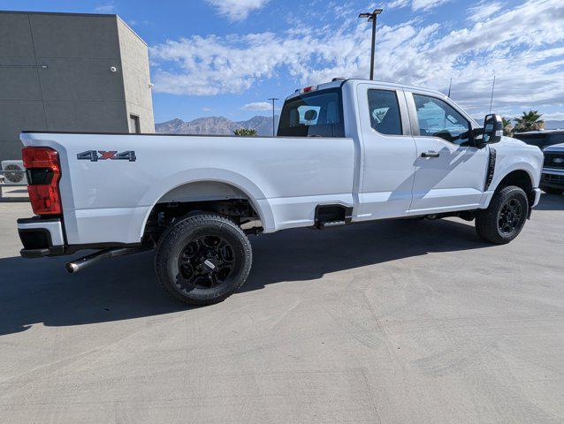 Photo of 2025 Oxford White Ford F-350