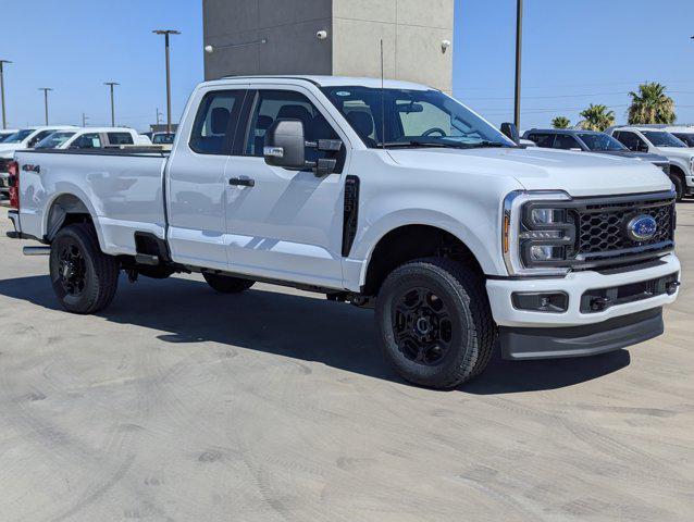 Photo of 2025 Oxford White Ford F-350