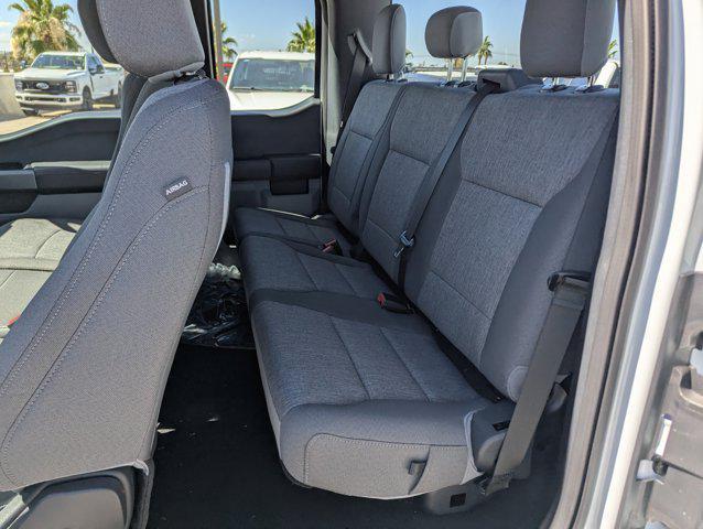 Photo of 2025 Oxford White Ford F-350