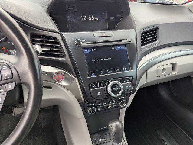 Photo of 2020 Platinum White Pearl Acura ILX