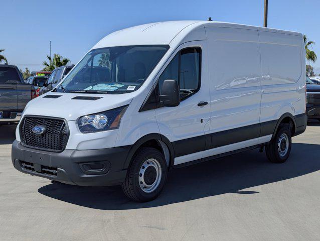 Photo of 2025 Oxford White Ford Transit-250