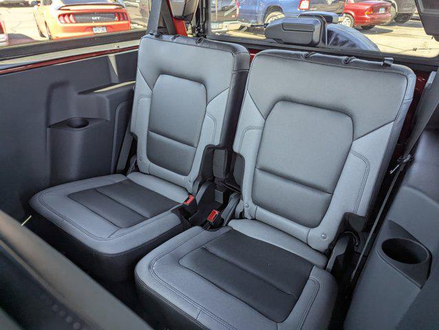 Photo of 2024 HOT PEPPER RED ME Ford Bronco