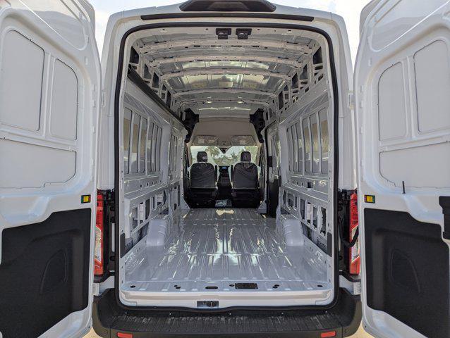 Photo of 2025 Oxford White Ford Transit-350