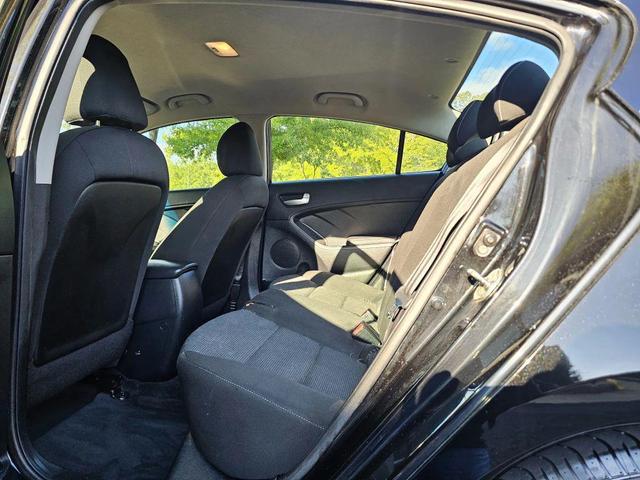 Photo of 2017 Aurora Black Kia Forte